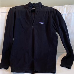 Patagonia fleece pullover